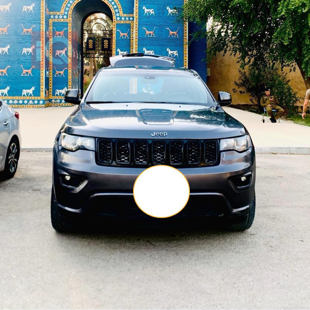 جیپ گراند شیرۆکی